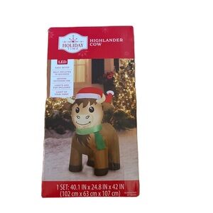 Holiday Time Highlander Cow LED Inflatable NEW Christmas Blow Up Santa Hat